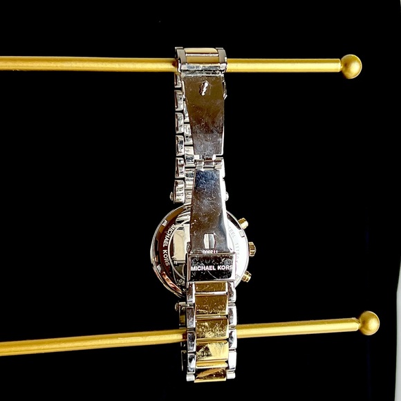 Michael Kors Pink and Gold Women\'s Watch